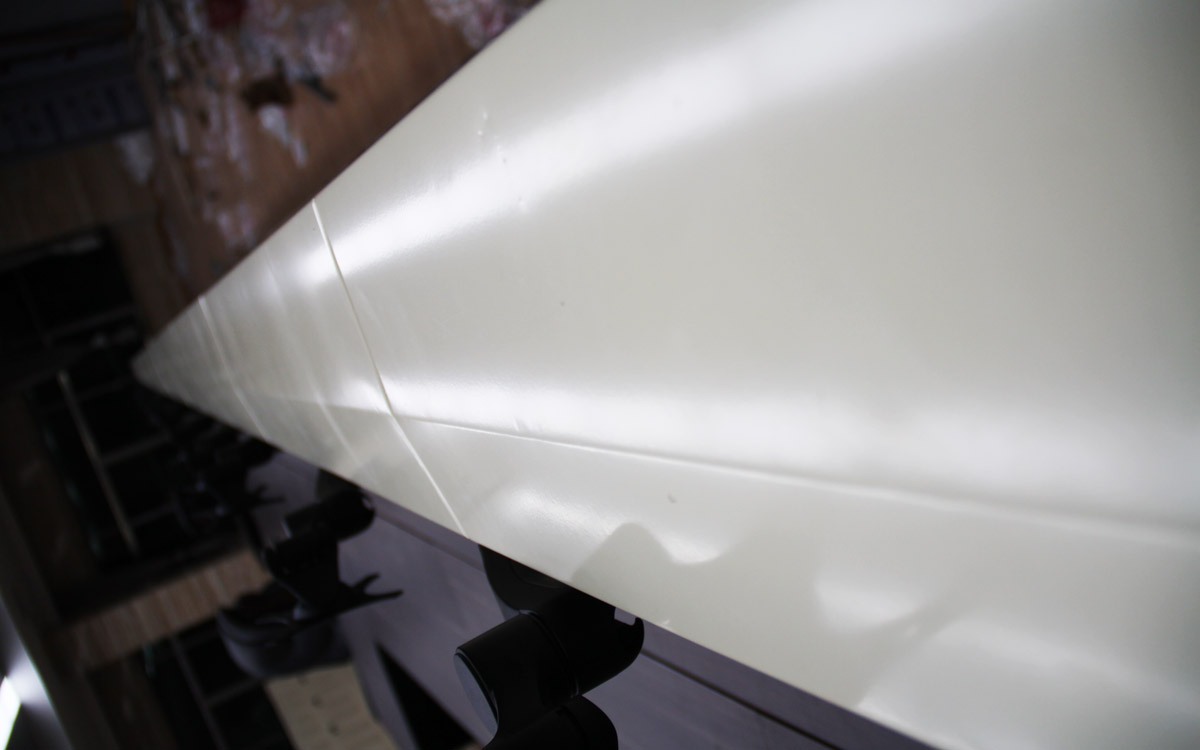 監(jiān)控工作臺劃痕圖片